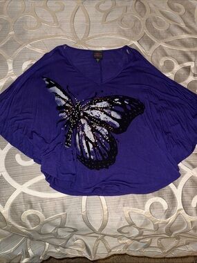bebe Purple Butterfly V-Neck Tunic Top